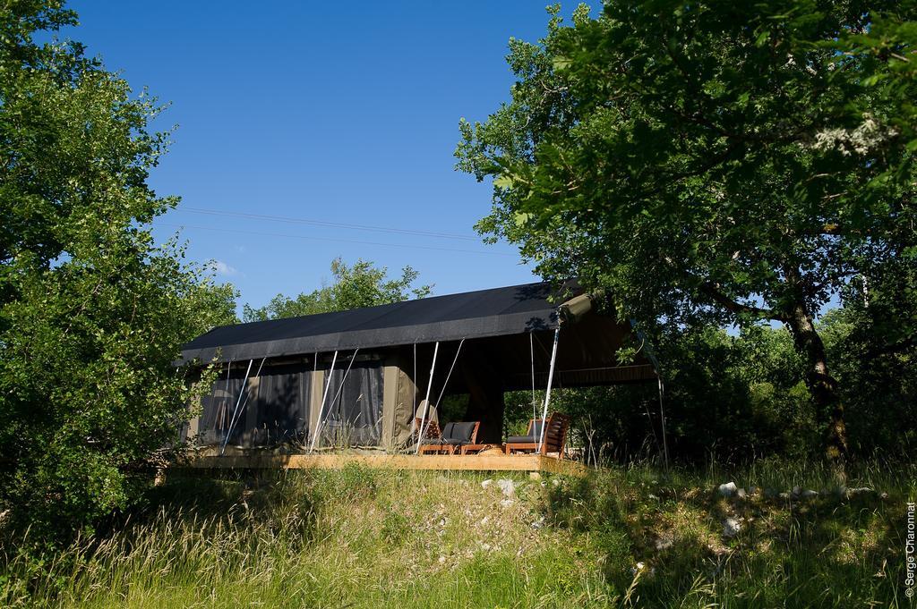 Aux Lodges Du Mas De Nadal Sauliac-sur-Célé Exterior foto